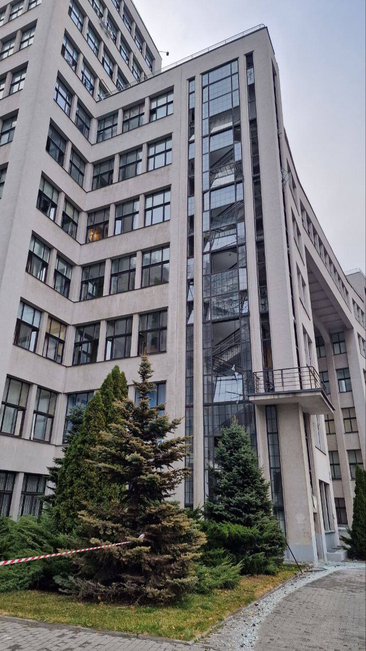 Russia massively bombs Kharkiv city center: Aftermath